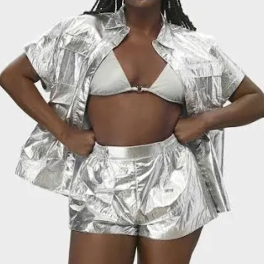 ADIDAS Ivy Park Rare Limited Edition Metallic, Button-down shirt, never worn